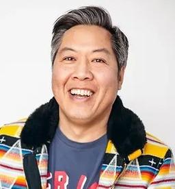 피어도어 친 배우