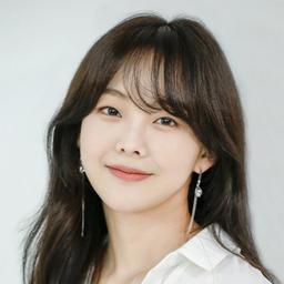 금새록 배우
