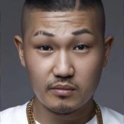 던밀스 배우