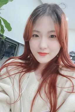 유영 배우