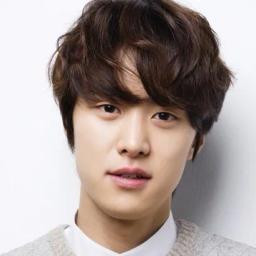 공명 배우