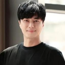 지영산 배우