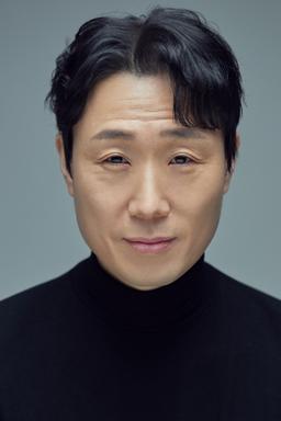 신문성 배우
