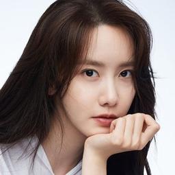윤아 배우