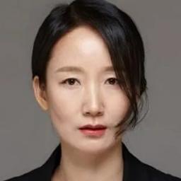 이채경 배우
