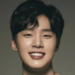 김동희 배우